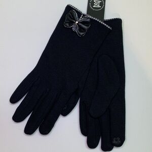 Elegant Black Gloves with Bow Accent